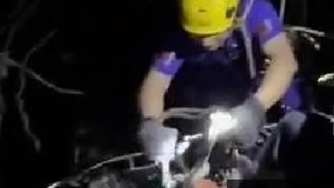 东亚及太平洋经济展望提升开云体育官网：世行发布增长预测，AI风险预警需警惕